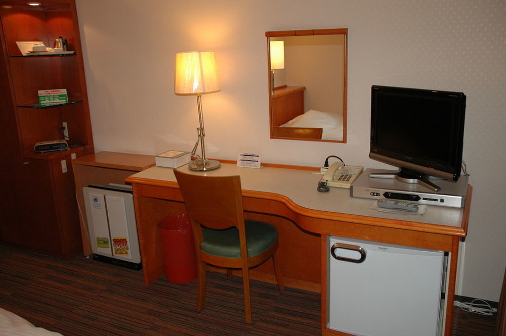 Takamatsu Terminal Hotell Exteriör bild