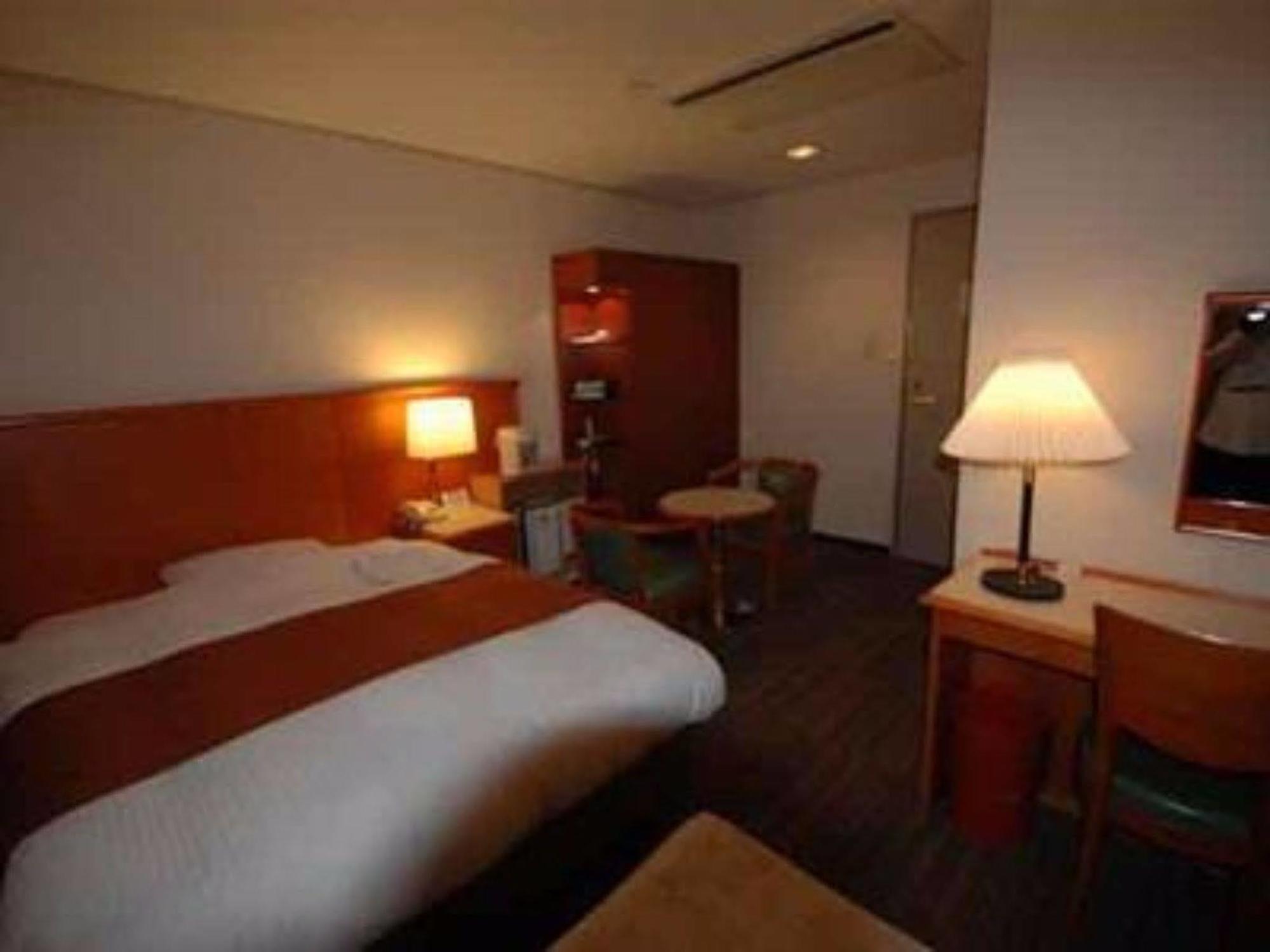 Takamatsu Terminal Hotell Exteriör bild